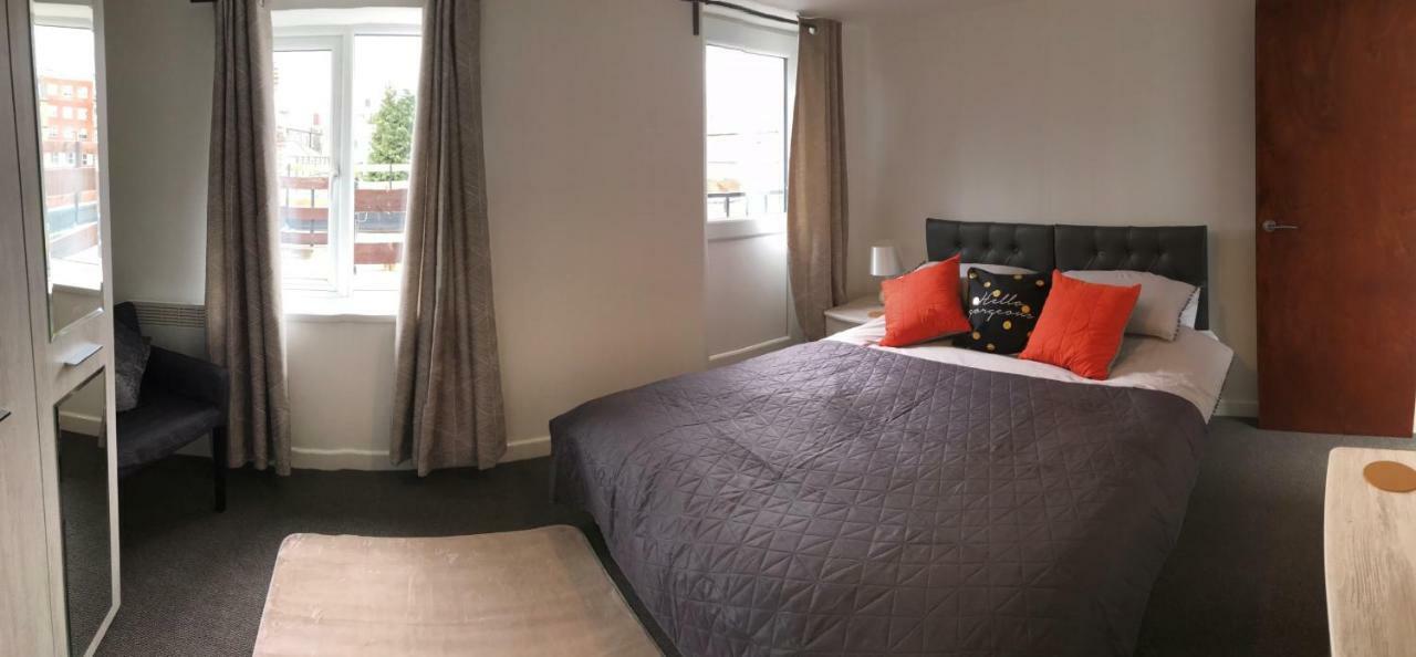 2 Bed Apartment With 2 Ensuites-Near Train Station /Mayflower /City Southampton Eksteriør bilde
